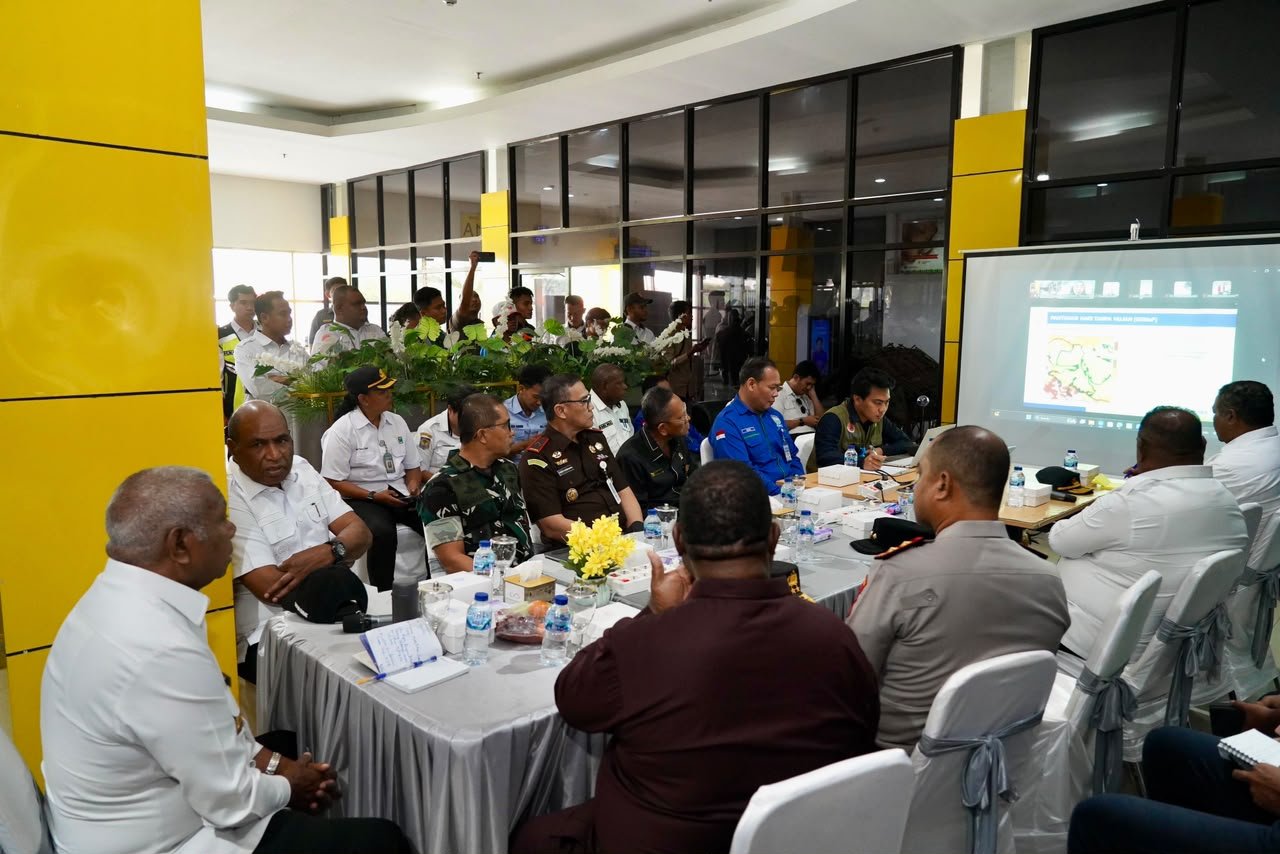 Briefing Operasi Modifikasi Cuaca (OMC) terkait penanganan Karhutla di Provinsi Papua Barat