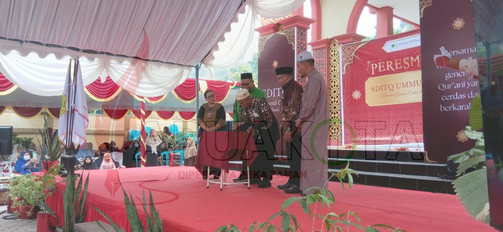 Peresmian SDITQ Umul Quro Manokwari (2) Peresmian SDITQ Umul Quro Manokwari.